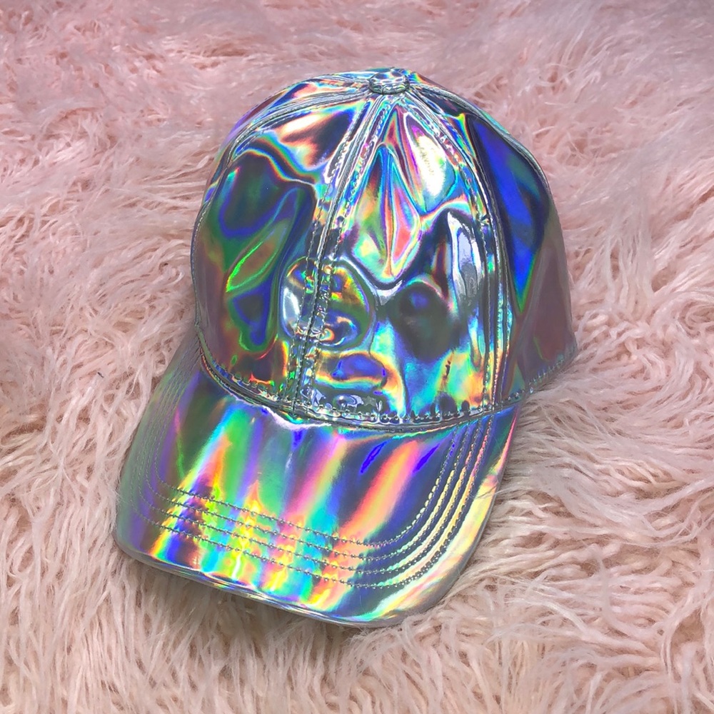 Holographic ball cap